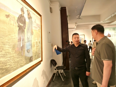 赴一场“苍原・牧歌”版画展，走进罗中伟笔下的科尔沁草原 ...