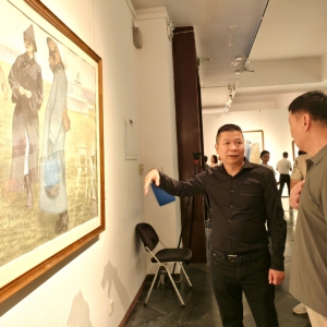 赴一场“苍原・牧歌”版画展，走进罗中伟笔下的科尔沁草原 ...